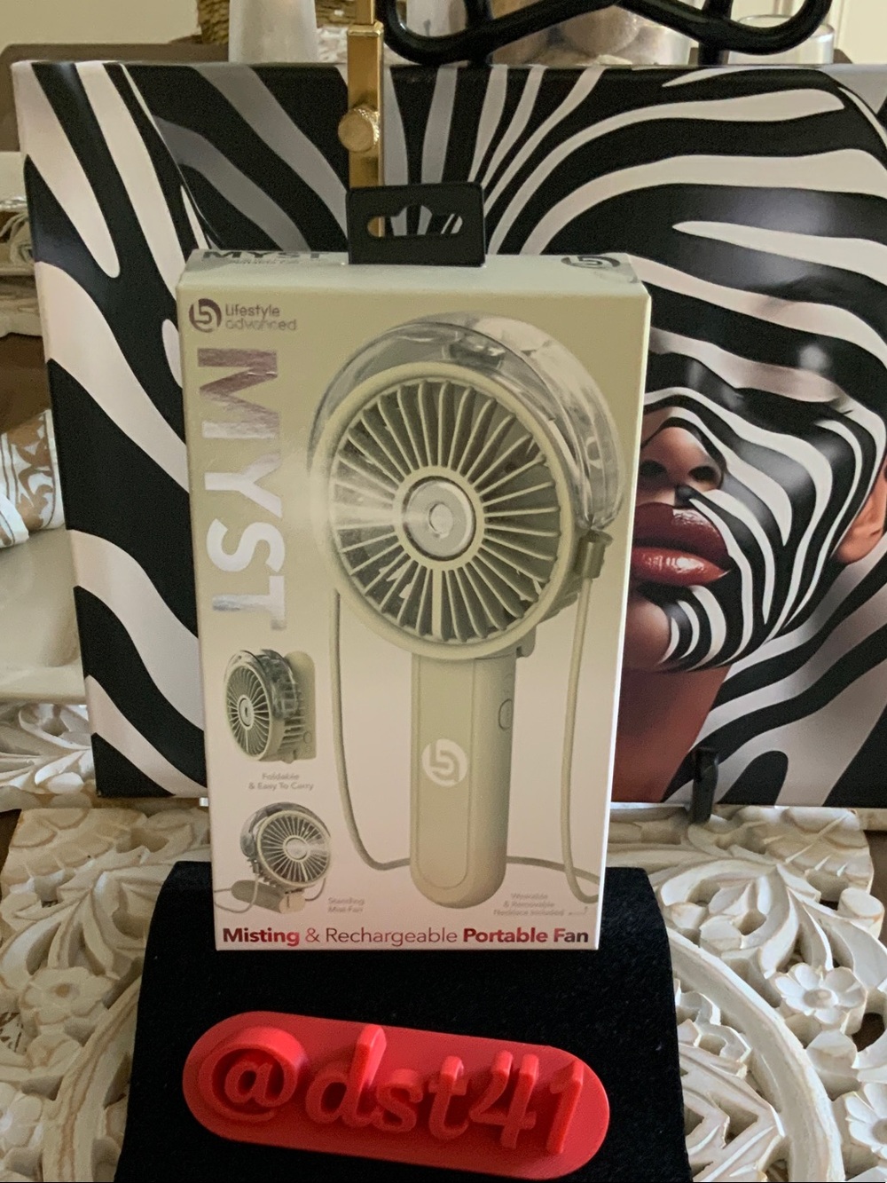 MYST -Rechargeable Misting Portable Fan - White - Picture 5 of 8